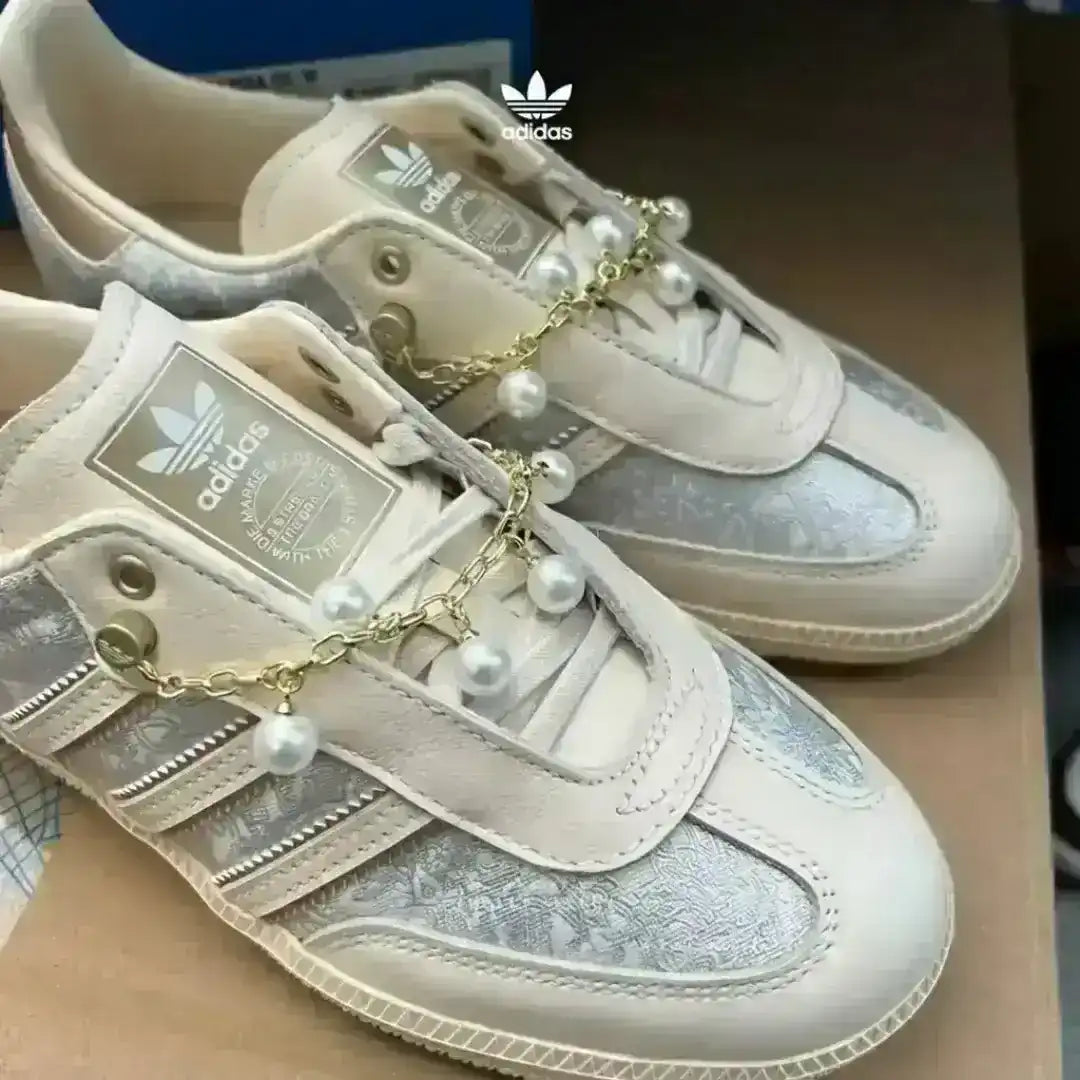 Adidas Samba x Disney "101 Dalmatians" (Harry)