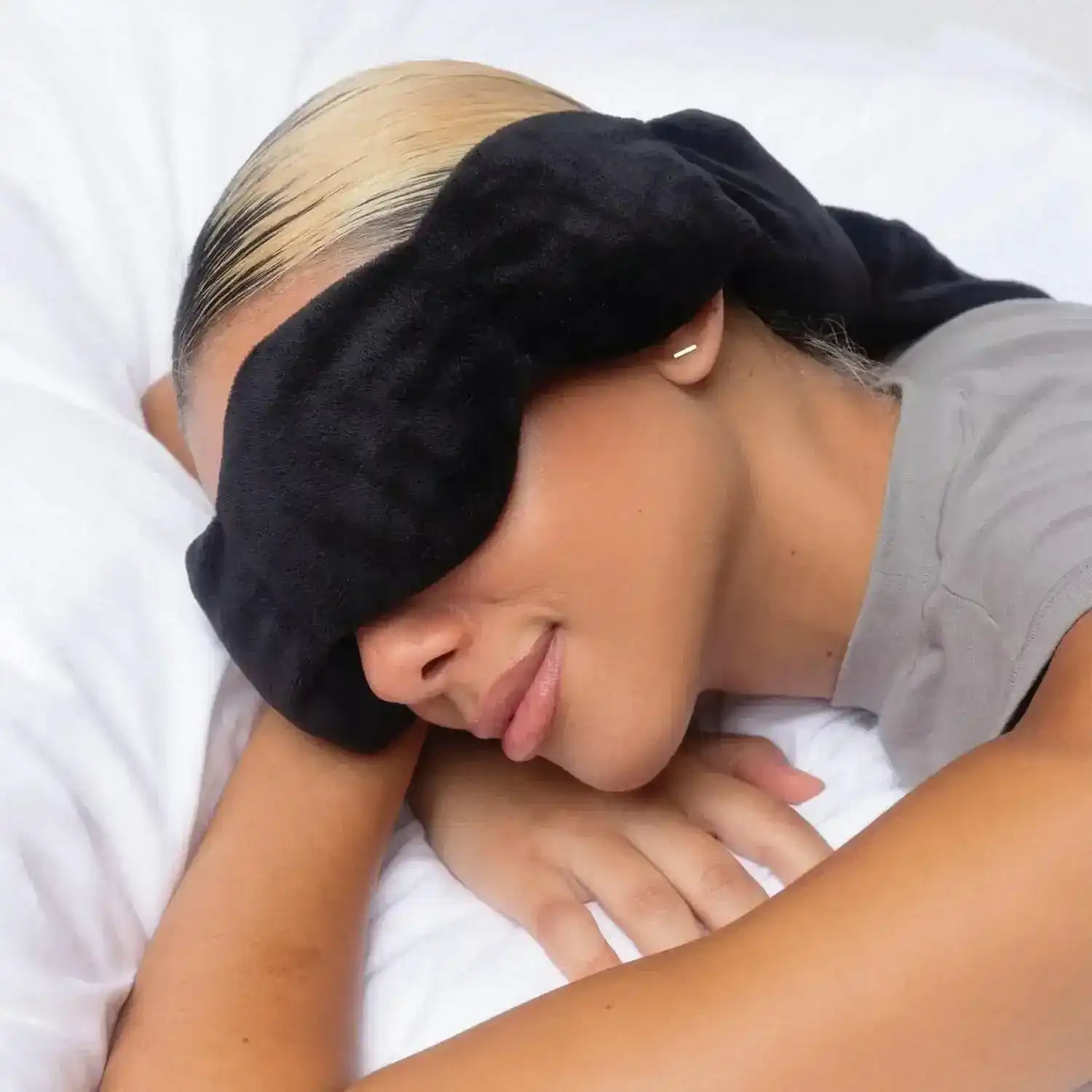 Dual-Temp Weighted Sleep Pod | NodPod's Weighted Blanket For Your Eyes
