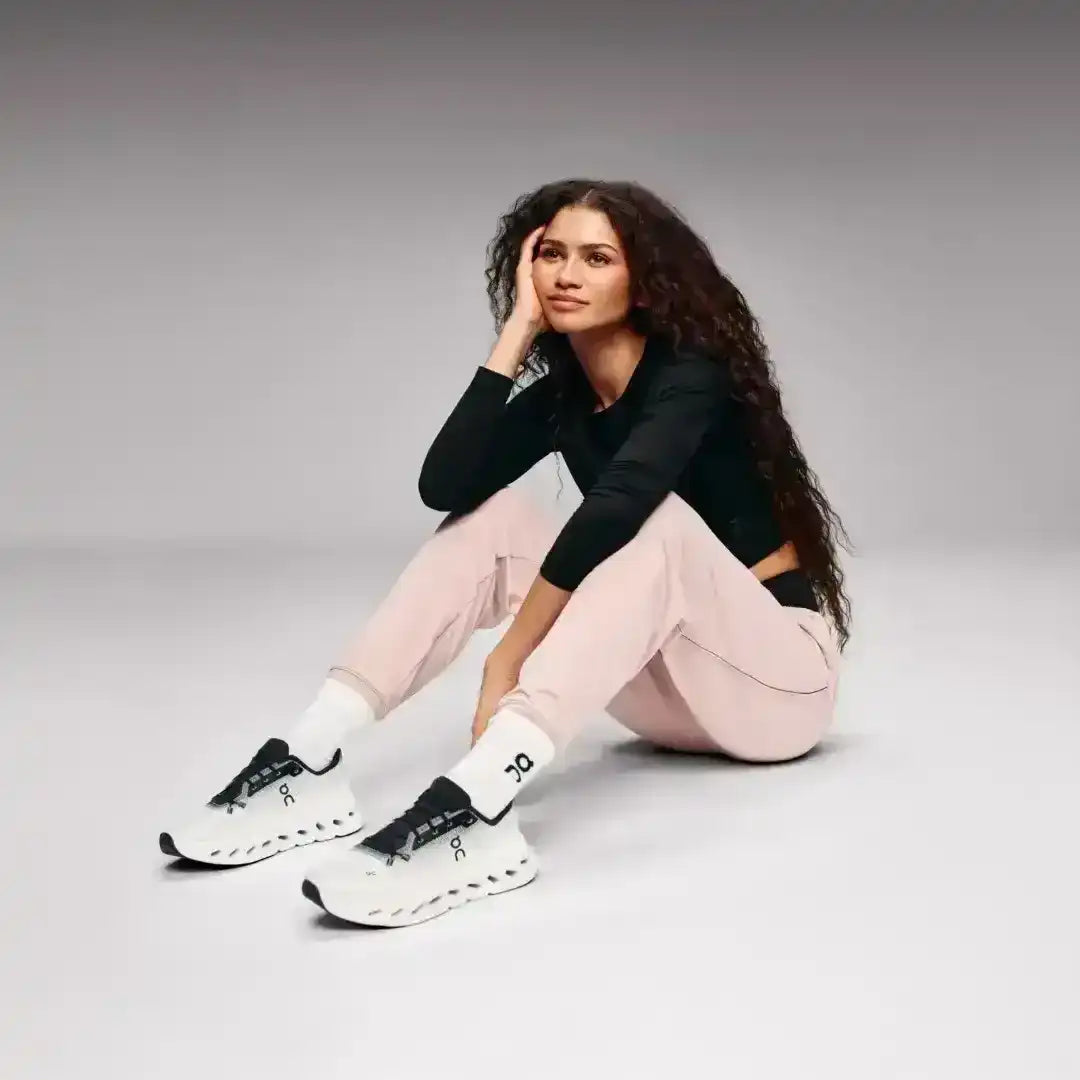 On Cloudtilt – Performance Comfort & Modern Design