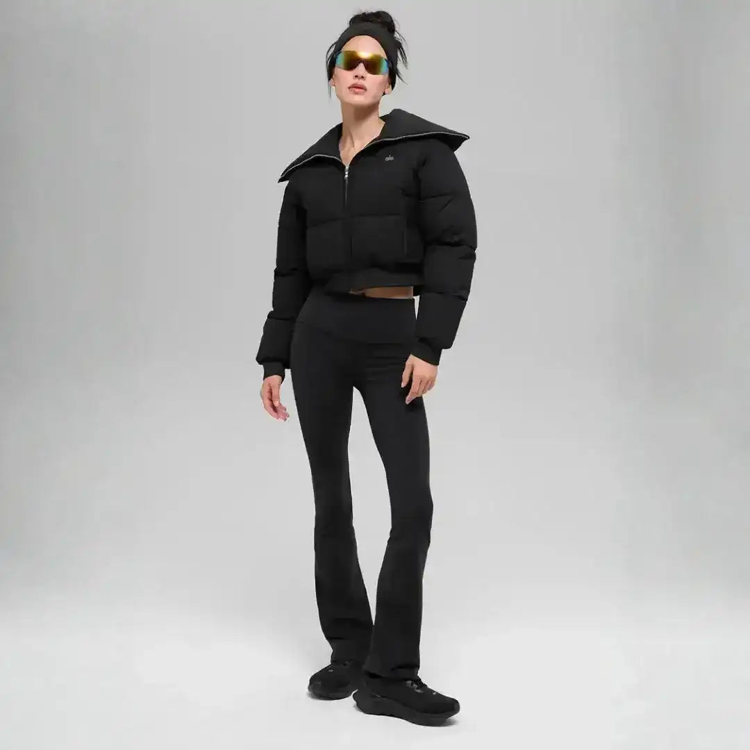 The Alo Yoga | Captivate Wide-Collar Cropped Puffer 2026 VIP
