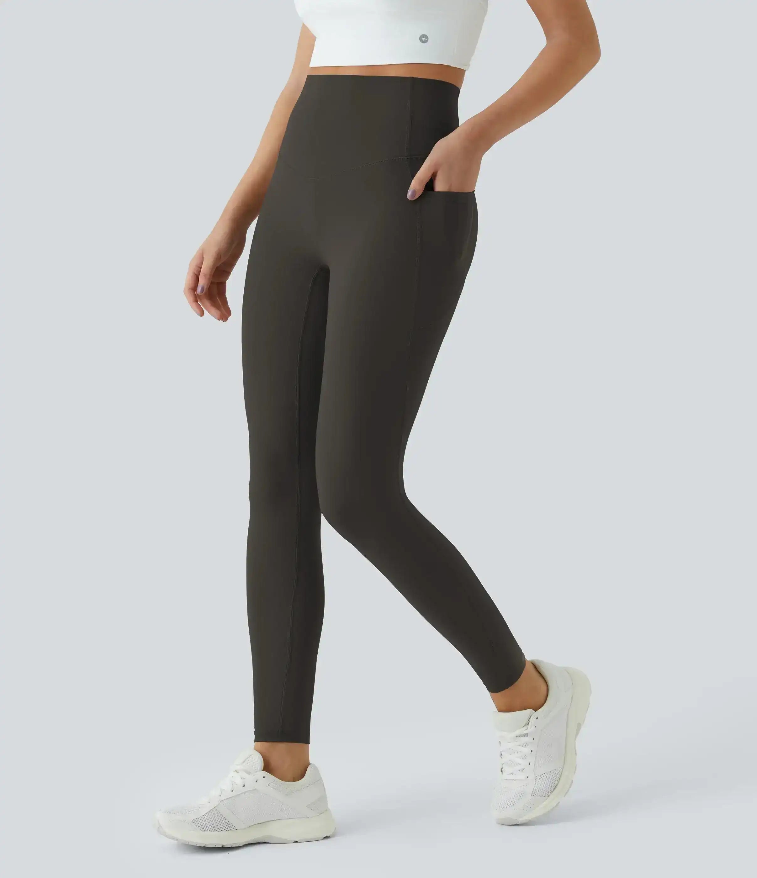 Halara Ultra-Hold High Waist Pocket Legging — Sculpted Support with Everyday Comfort