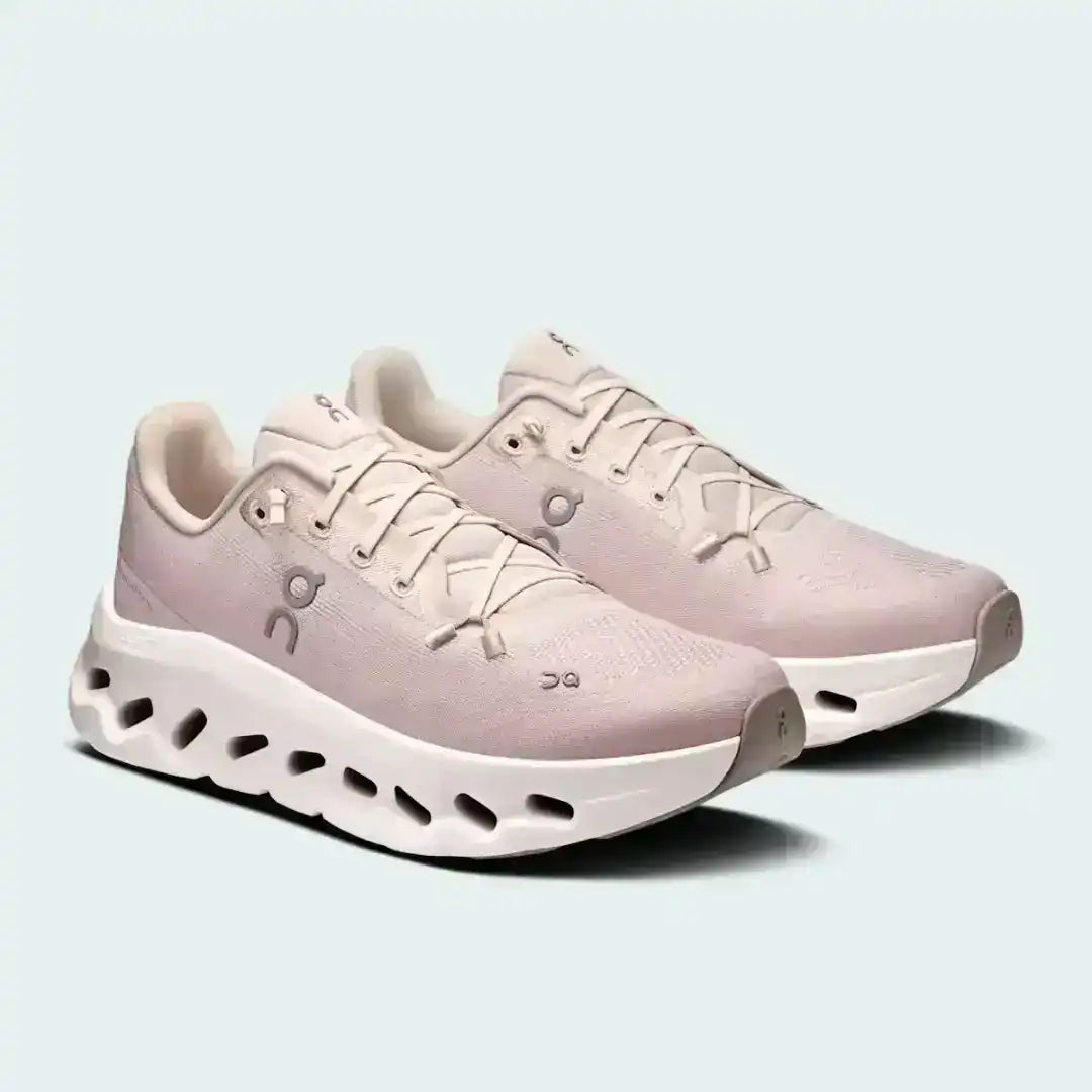 On Cloudtilt – Performance Comfort & Modern Design