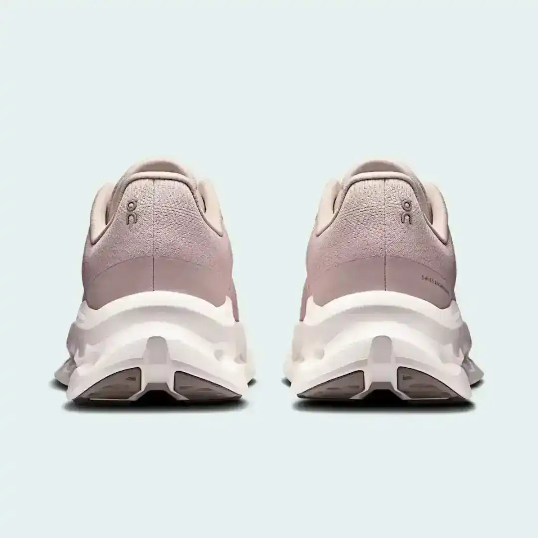 On Cloudtilt – Performance Comfort & Modern Design