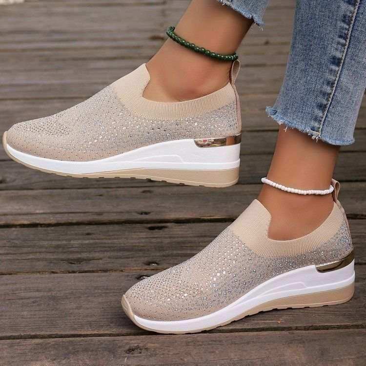 Discreet Shoes Crystal Cloud Walker